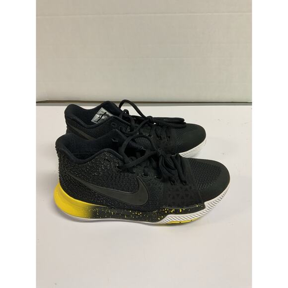 Coming Soon: Nike Kyrie 3 Black Yellow 852395-901 Nike Kyrie 3 Black Yellow 852395 901 Size 7 Mens 8.5 Women\'s Basketball